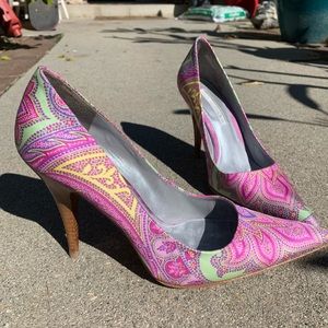 Via Spiga size 7 like new paisley (spring season)